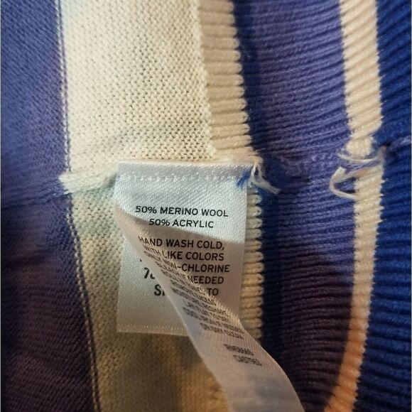 Halogen Blue Striped Casual Top Size Large - Picture 4 of 5